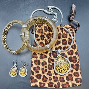 Brighton Trinity Leopard Acrylic Jewelry Set with 2 Bangles Earrings Necklace